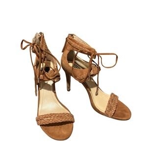 White House Black Market Tan Suede Ankle 3" Heels Back Zip 6.5M Open Toe Boho